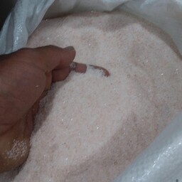 نمک صورتی 100کیلویی (سایز شکِری نمکدانی و شیلاتی نخودی موجوده) ارسال به سراسر کشور با اتوبوس وباربری پسکرایه باخریدار