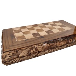 شطرنج چوبی گردو درجه 1 تخته چوب گردو طرح یک دستِ آستین سرخود دور کنده کاری