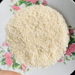 برنج هاشمی 5 کیلویی خوش عطر وخوش پخت بدون مخلوط با برنج های دیگر 