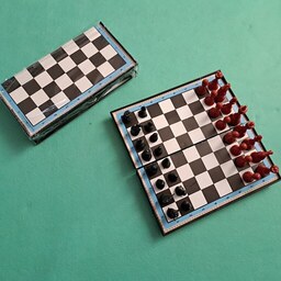 شطرنج جعبه ای تاشو با کیفیت عالی و مهره های بزرگ
