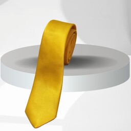 کراوات ترک زرد رنگ با قیمت و کیفیت فو العاده منسب آقایان و خانم ها