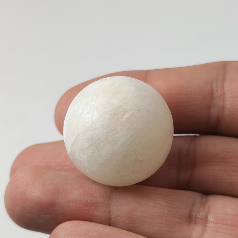 گوی سنگ هالیت (نمک) سفید معدنی و طبیعی