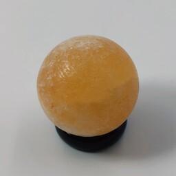 گوی سنگ هالیت (نمک) نارنجی معدنی و طبیعی    