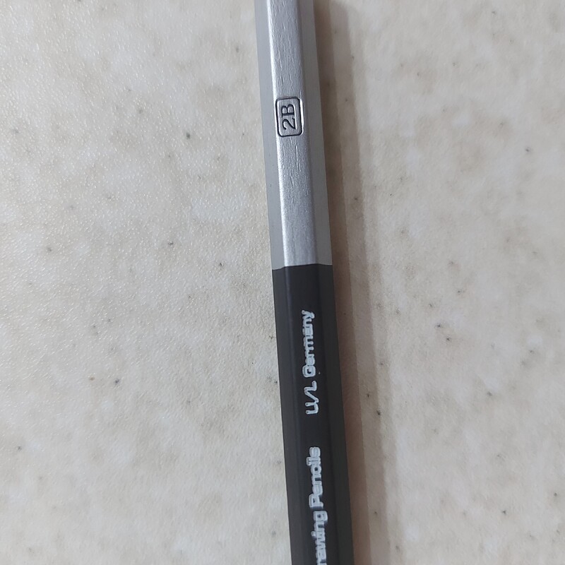 مداد طراحی آپولو 2B