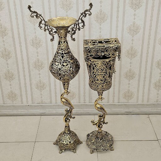 گلدان و سطل و دستمال کنار سالنی برنزی مدل رز پایه درنا کد 171664 ( گلدان برنجی)