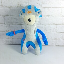 عروسک سمبلیک المپیک لندن 2012 هدیه به ورزشکاران به تعداد بسیار محدود 