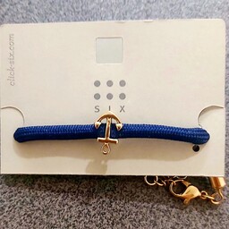 دستبند آبی و طلایی قفل و زنجیر دار سایز قابل تنظیم بسیار شیک و زیبا وارداتی مناسب سایز 1و2و3 طرح قلاب دخترانه وزنانه