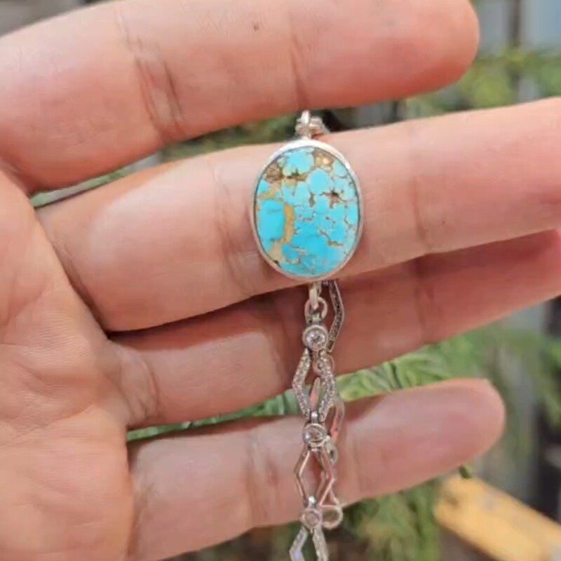 دستبند زنانه فیروزه نیشابوری اصلی
نقره عیار 925
ارسال رایگان 