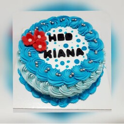 کیک تولد خامه ای تم رنگ  آبی 