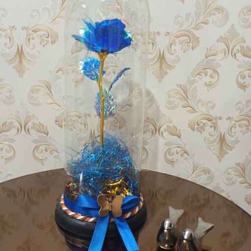 گل رز آبی تک شاخه با باکس شیشه ای