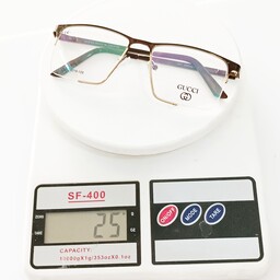عینک طبی اسپرت gucci قابلیت تعویض عدسی های جدید نمره دار را دارد طراحی جدید جنسیت فلزی دسته فنر دار رنگ طلایی و قهوه ای 