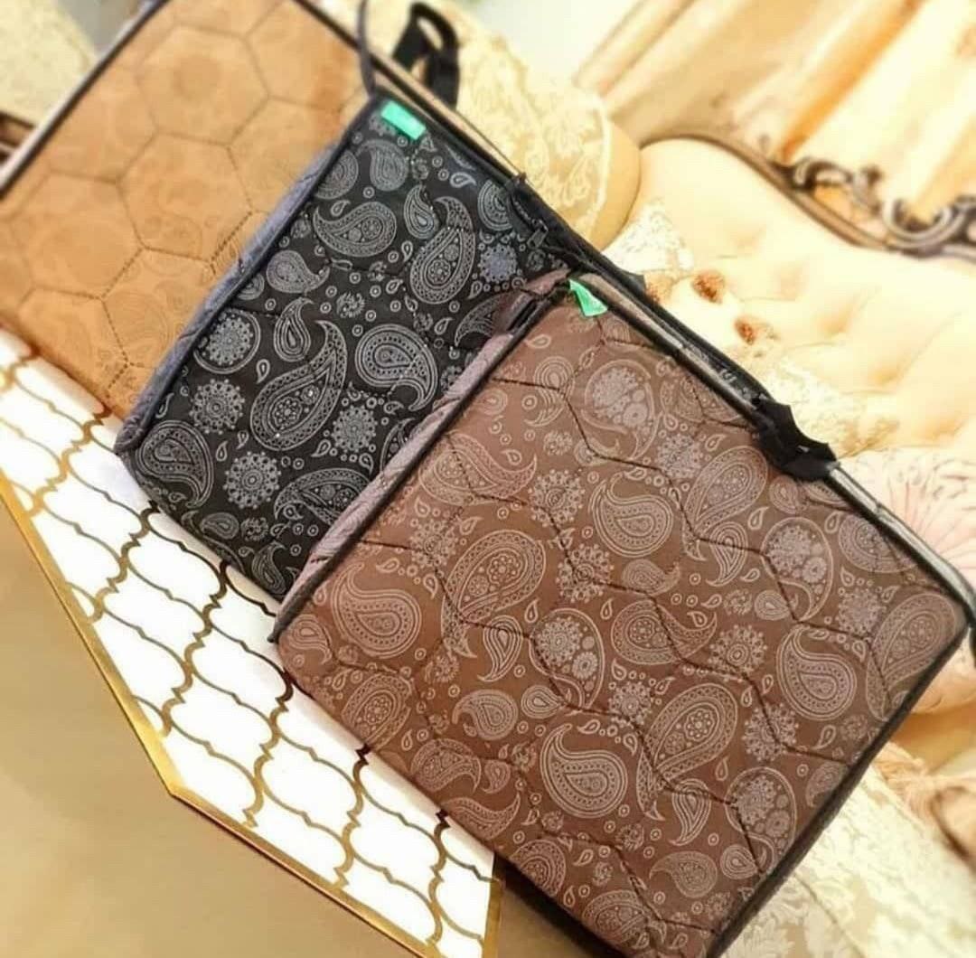 زیر انداز کیف دار 12 نفره (پست پیشتاز پس کرایه)