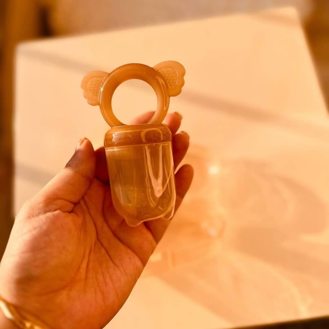 پستانک میوه خوری طرح هی اور شی