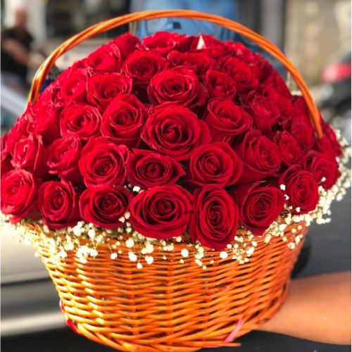 گل رز قرمز باکس a755