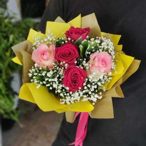 دسته گل رز چند رنگ a829