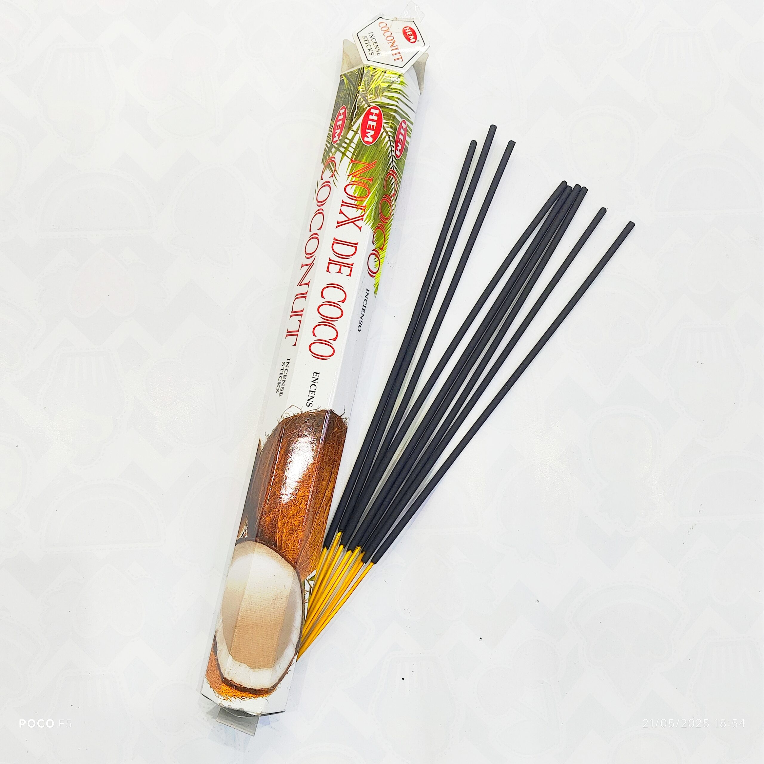 عود شرکتی نارگیل