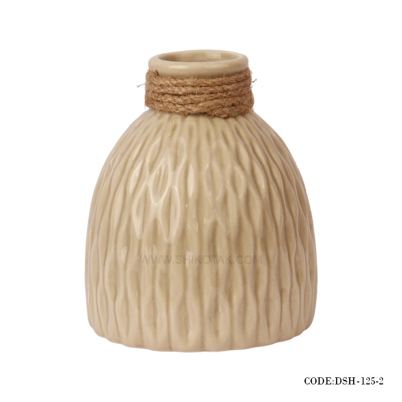 گلدان سرامیکی بژ کوچک مدل یاس گل