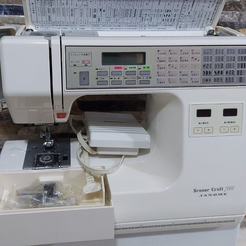 چرخ خیاطی ژانومه مدل 7000