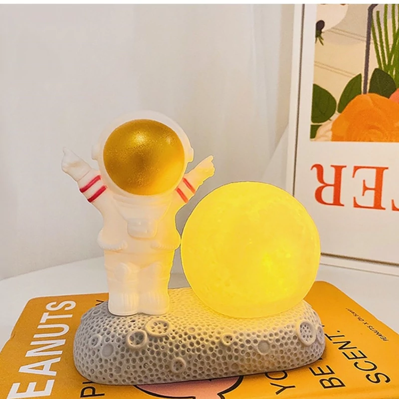 چراغ خواب کهکشانی موزیکال اسپیکر دار مدل فضانورد اورجینال