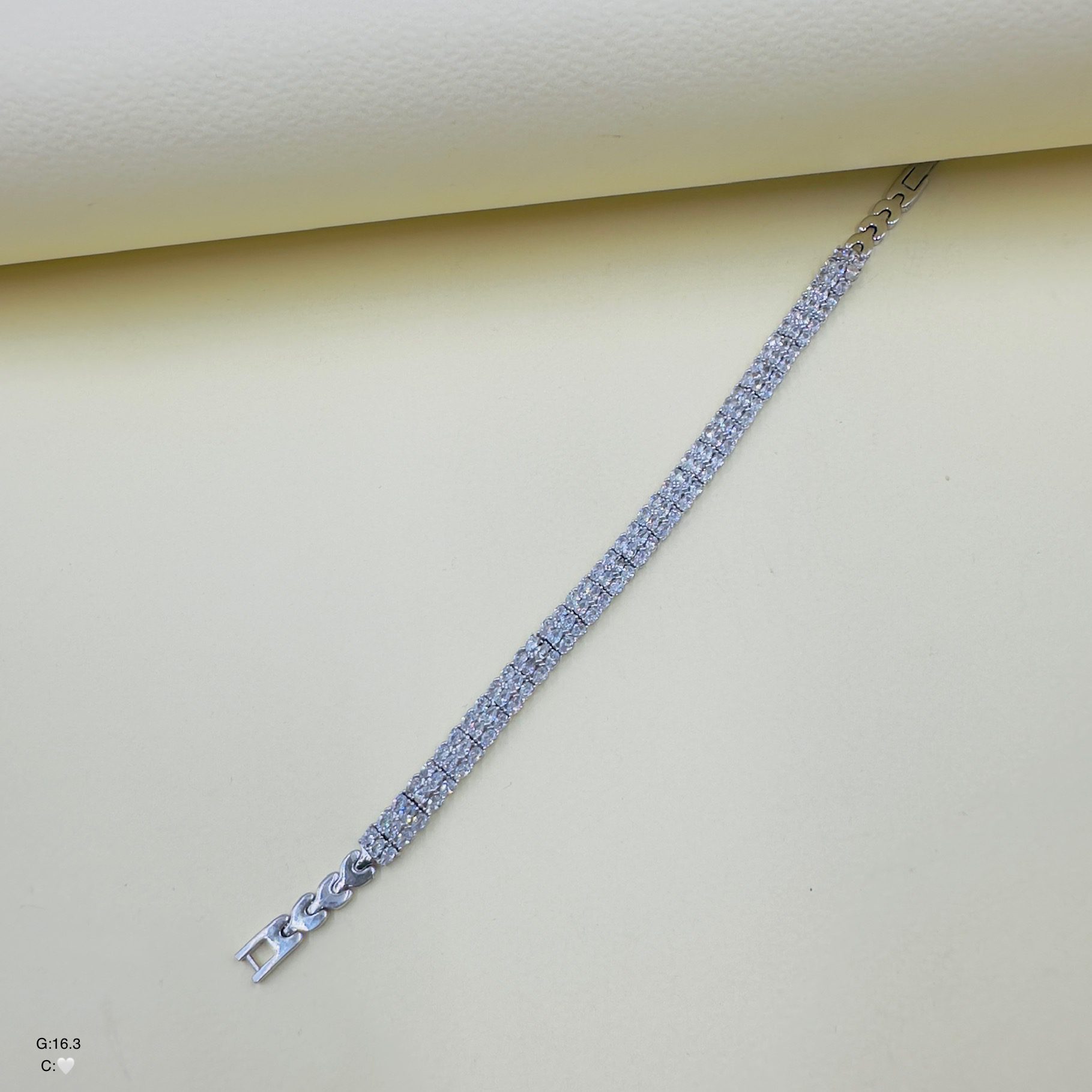 دستبند نقره زنانه | مشابه جواهری | فول نگین کد SWD164