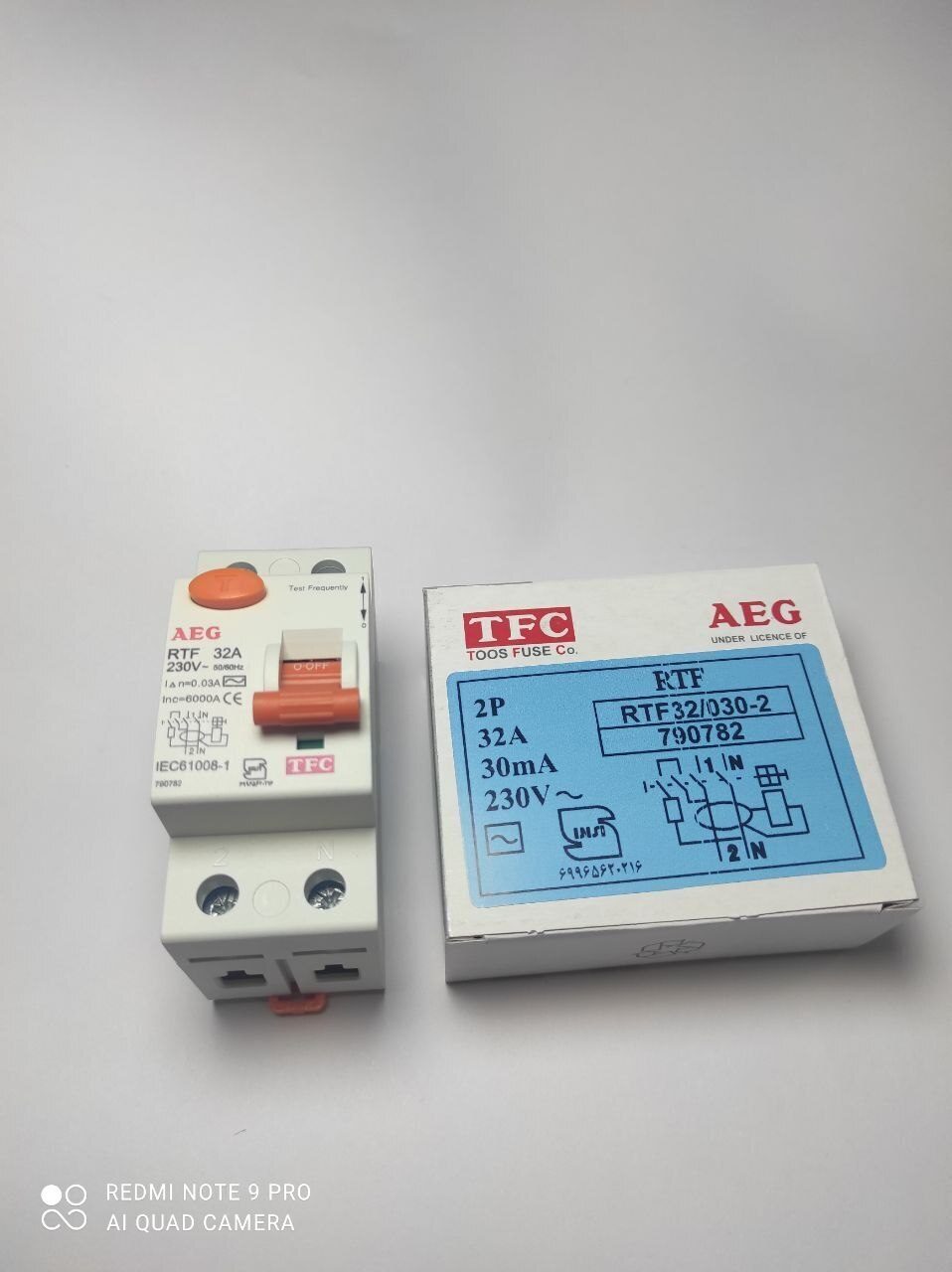 فیوز محافظ جان 25 امپر AEG