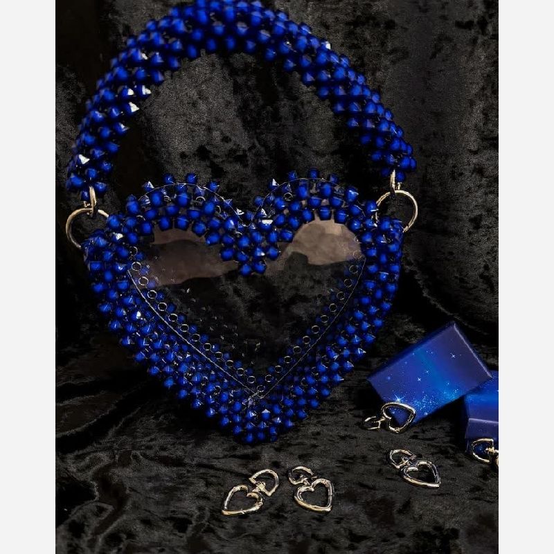 ریحانه اکبرزاده