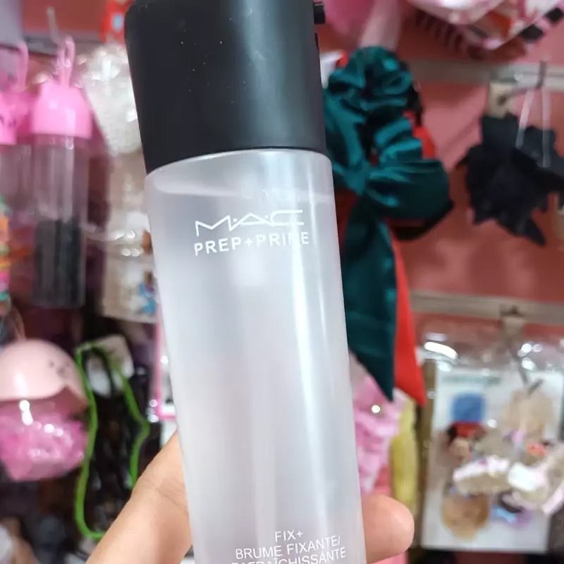 اسپری فیکس مک شرکتی آرایشی و ادکلن لیان