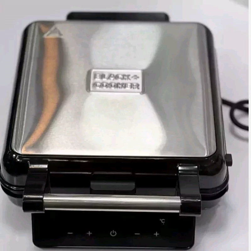 ساندویچ ساز 4کاره بلک اند کوکر مدل 790 زیر قیمت بازار