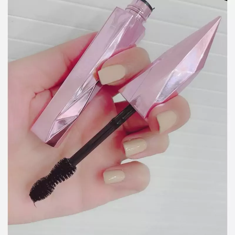 ریمل حجم دهنده هدی موجی مدل الماسی بلند کننده و پرپشت کننده ضدآب