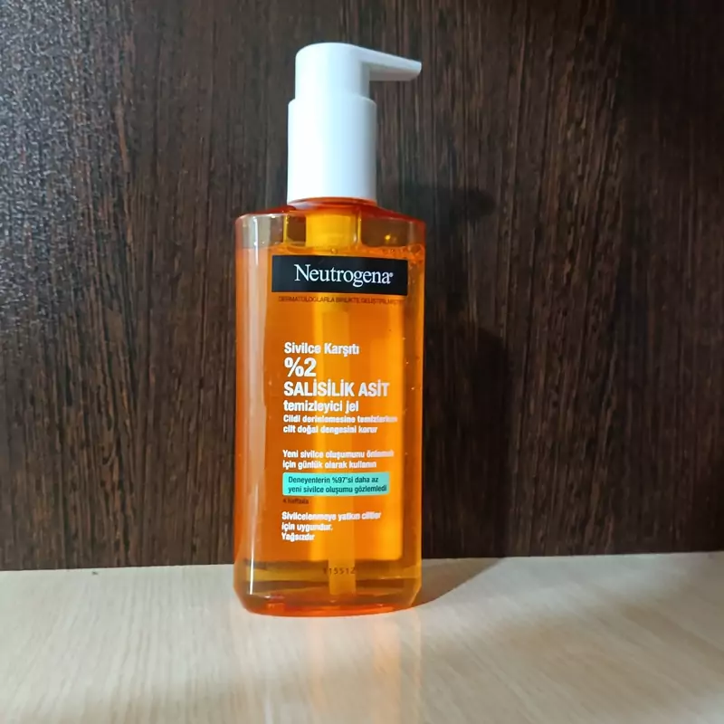 ژل شستشوی صورت نیتروژنا مدل ضد جوش 2درصد سالیسیلیک حجم 200 میلی لیتر