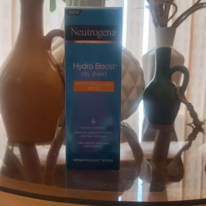 کرم ضد آفتاب نوتروژینا spf25 مدل hydro boost حجم 50 میلی لیتر