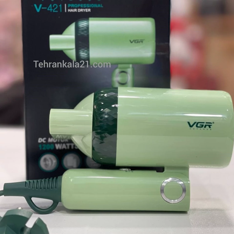 سشوار مسافرتی VGR مدلV-421 تا شونده دو سرعت پرتاب باد و گرما بدنه مستحکم و باکیفیت رنگ بسیار زیبا طول عمر بالا