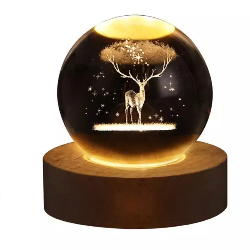 گوی کریستالی قطر 8 طرح گوزن