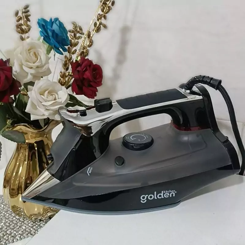 اتو بخار گلدن مدل 8002توان 2200وات