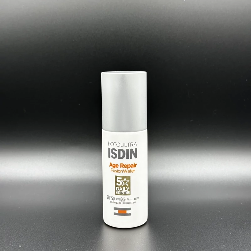 ضد آفتاب ایزدین بی رنگ مدل ایج ریپیر ترمیم کننده و ضد پیریSPF 50