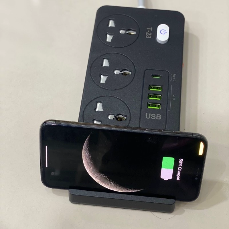 سه راهی برق با شارژر وایرلس مدل T-23A