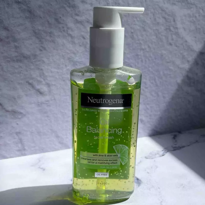 شوینده نیتروژنا کنترل کننده چربی 200ML