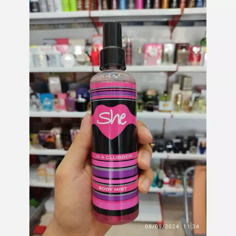 بادی اسپلش یا بادی میست برند شی رایحه کلابر 220 میل با ماندگاری بالا