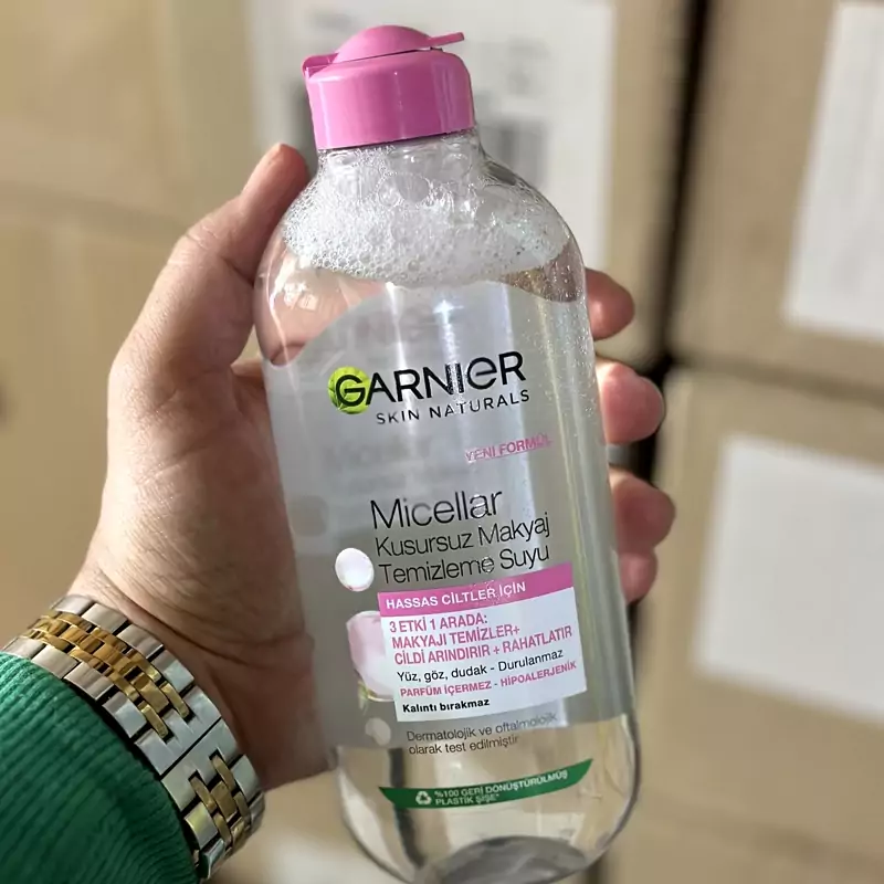 پاک کننده آرایش گارنیر مخصوص پوست حساس (میسلار واتر درب صورتی)