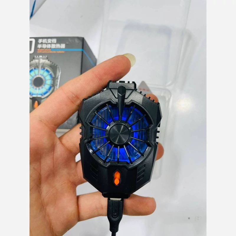 فن خنک کننده مدل X20 کیفیت فوق لعاده گیره ای دارای 2 حالت تنظیم سرعت فن جنس الومینیوم و مقاوم PVC عملکرد کم