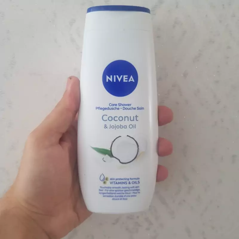 شامپو بدن نیوآ