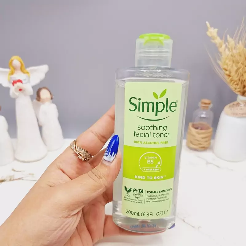 تونر سیمپل تسکین دهنده و آبرسان مناسب انواع پوست 200 میل