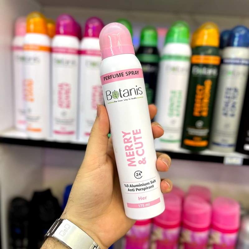 اسپری بدن زنانه کیوت بوتانیس رایحه عطر گود گرل