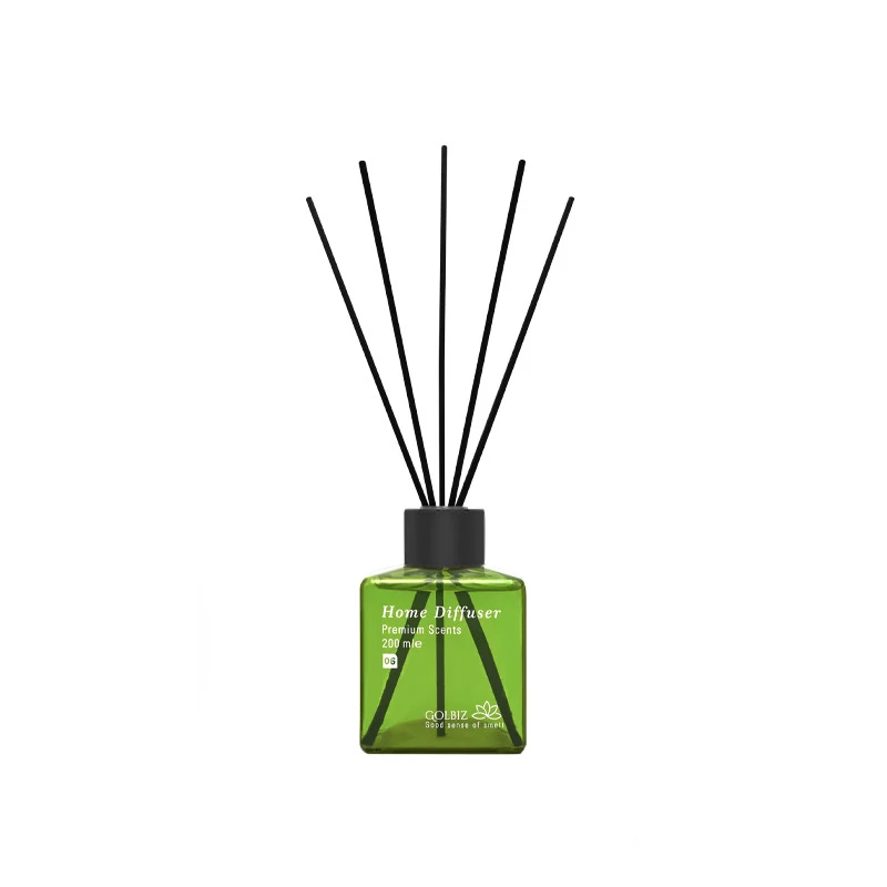 خوشبوکننده هوا گلبیز مدل لیمویی حجم 200 میلی لیتر  ، چوب بامبو محصولی از شرکت عطر بیک یار