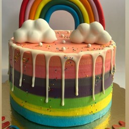 کیک تولد خامه ای رنگین کمان(ارسال از طریق اسنپ یا تحویل حضوری توسط مشتری)