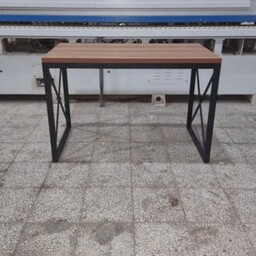 میز تحریر چوبی فلزی مناسب فضای اداری و منزل با قیمت مناسب
