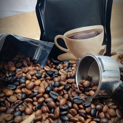 قهوه کارن میکس طلایی250گرمی  شصت چهل عربیکا خالص برزیل کافئین نسبتا پایین یه طعم فوق العاده برا ی خاص پسندها