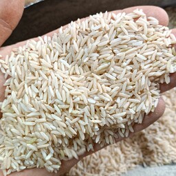 برنج  سبوس دار (قهوه ای)برنج هاشمی درجه یک بسیار مفید و پر خاصیت بسته بندی پنج کیلویی