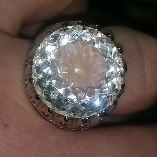 انگشتر در نجف طبیعی و معدنی اصل، تراش جواهری الماس شفاف و آبدار و پرتلالو بدون ناخالصی و رگه 