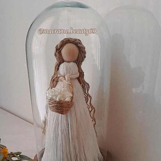عروسک مکرومه با شیشه فلکسی